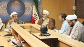 جمهوریت و تکثرگرایی در اندیشه امام خمینی(ره)