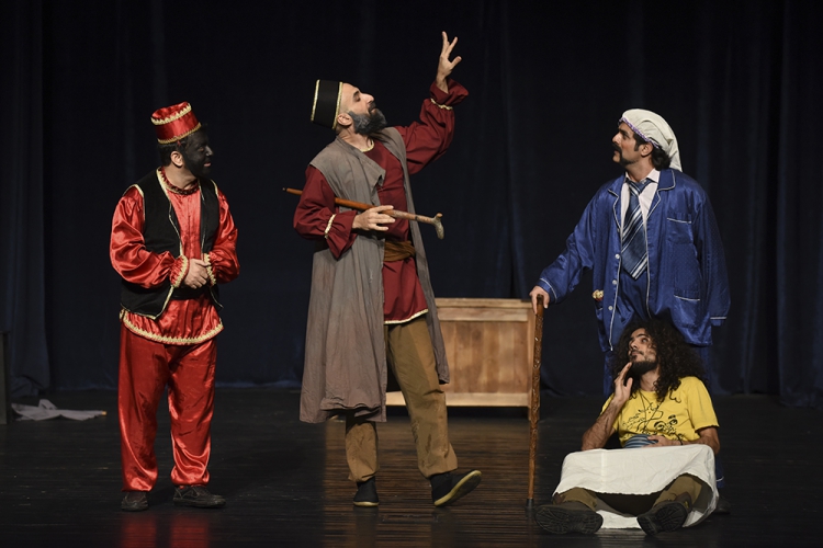 کارکردهای هنر نمایشی در حفظ و تقویت فرهنگ ایرانی، تبیین می‌شود